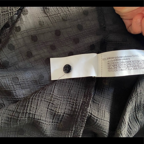 Zara Black Shirt With Gold Detail - Picture 7 of 7